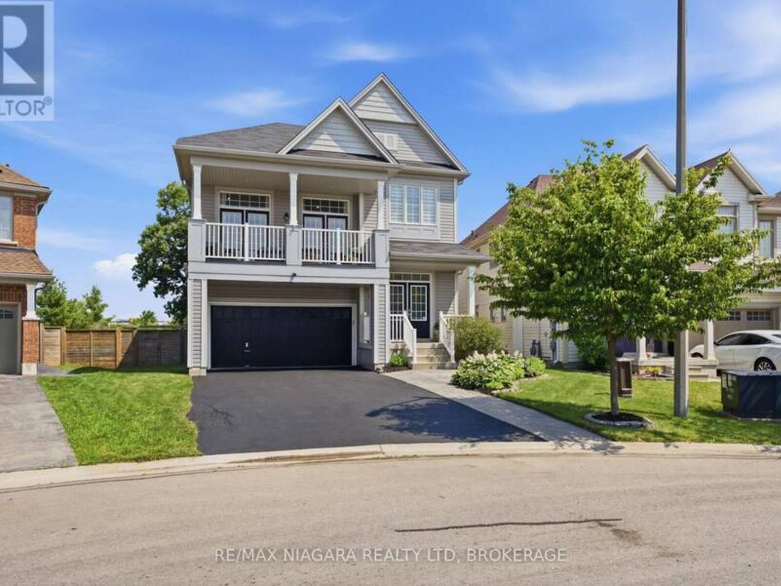 8571 DOGWOOD CRESCENT, Niagara Falls, Ontario L2H 0K7