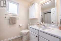 8238 LEXINGTON COURT | Niagara Falls Ontario | Slide Image Fifteen