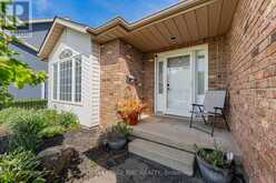1052 VANSICKLE ROAD N | St. Catharines Ontario | Slide Image Four