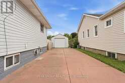 6233 MONTROSE ROAD | Niagara Falls Ontario | Slide Image Two