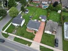 6233 MONTROSE ROAD | Niagara Falls Ontario | Slide Image Thirty-four