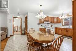 12 FERN GATE | Fonthill Ontario | Slide Image Ten