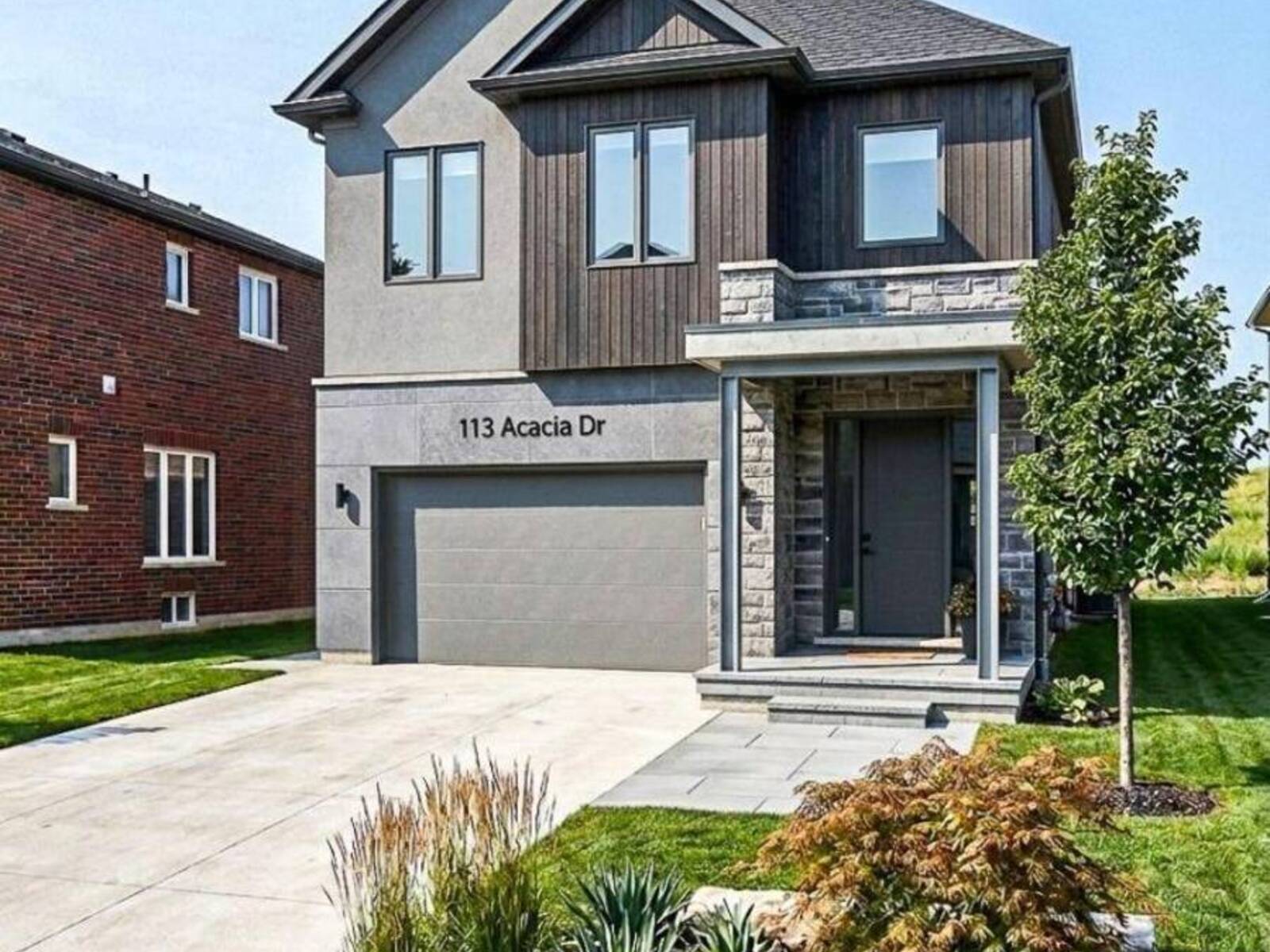 113 ACACIA ROAD, Fonthill, Ontario L0S 1E6