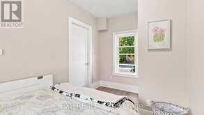 20 HENRY STREET | St. Catharines Ontario | Slide Image Eleven