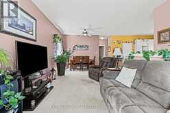 7876 CHARNWOOD AVENUE | Niagara Falls Ontario | Slide Image Ten