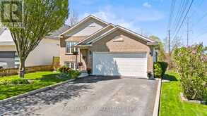 7876 CHARNWOOD AVENUE | Niagara Falls Ontario | Slide Image Four