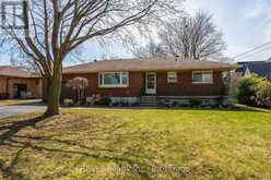 6398 MOUNTAIN ROAD | Niagara Falls Ontario | Slide Image Four