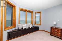 6 JACOB'S LANDING | Grimsby Ontario | Slide Image Nineteen