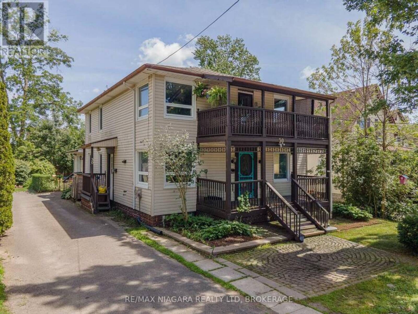 30 SHOTWELL STREET, Welland, Ontario L3C 1N8
