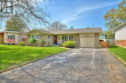 36 VALERIE DRIVE | St. Catharines Ontario | Slide Image Three