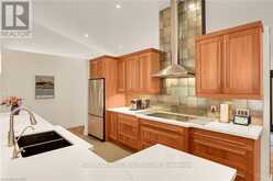 16 SPRING GARDEN BOULEVARD | St. Catharines Ontario | Slide Image Thirteen