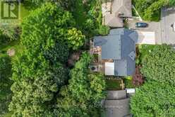 16 SPRING GARDEN BOULEVARD | St. Catharines Ontario | Slide Image Three