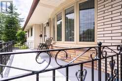 64 CROYDON DRIVE | St. Catharines Ontario | Slide Image Forty