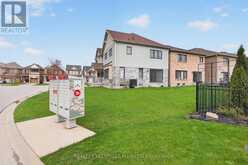 7829 BUCKEYE CRESCENT | Niagara Falls Ontario | Slide Image Forty-six