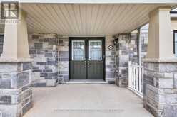 7829 BUCKEYE CRESCENT | Niagara Falls Ontario | Slide Image Four