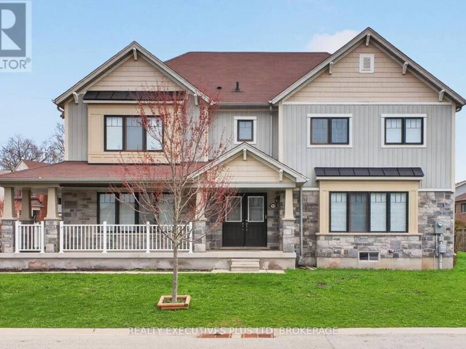7829 BUCKEYE CRESCENT, Niagara Falls, Ontario L2H 0P1