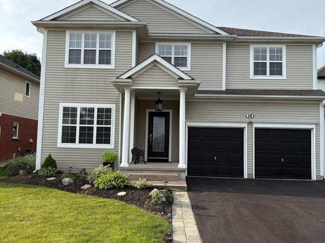 16 MARACAY WAY St. Catharines Ontario, L2W 1C5 - 3 Bedrooms Home For Sale