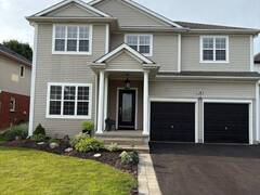 16 MARACAY WAY St. Catharines Ontario, L2W 1C5