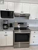 16 MARACAY WAY | St. Catharines Ontario | Slide Image Ten