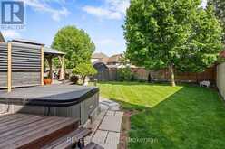 16 MARACAY WAY | St. Catharines Ontario | Slide Image Thirty-two