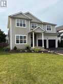 16 MARACAY WAY | St. Catharines Ontario | Slide Image Three