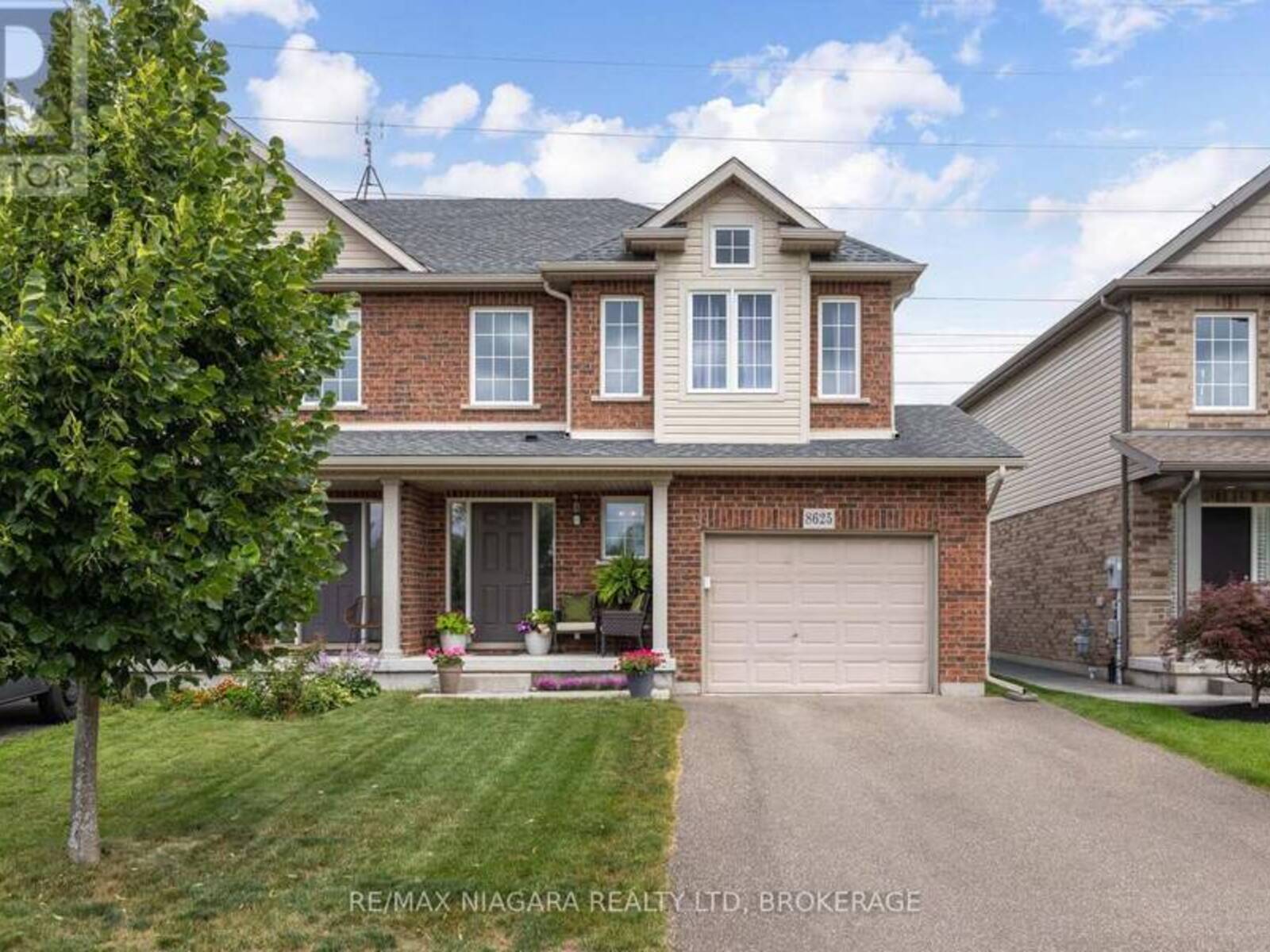 8625 UPPER CANADA DRIVE, Niagara Falls, Ontario L2H 0B7
