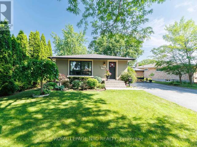 8025 MICHAEL STREET Niagara Falls Ontario, L2H 2B6 - 3 Bedrooms Home For Sale