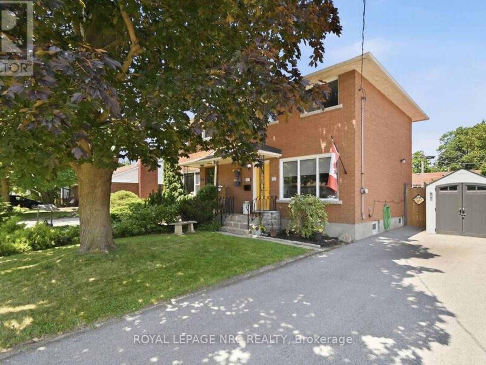 71 WILDWOOD ROAD, St. Catharines, Ontario L2M 1E1
