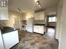 26 FRIARS COURT | St. Catharines Ontario | Slide Image Twelve