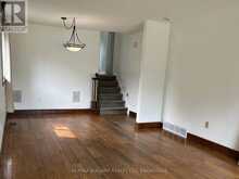 26 FRIARS COURT | St. Catharines Ontario | Slide Image Five