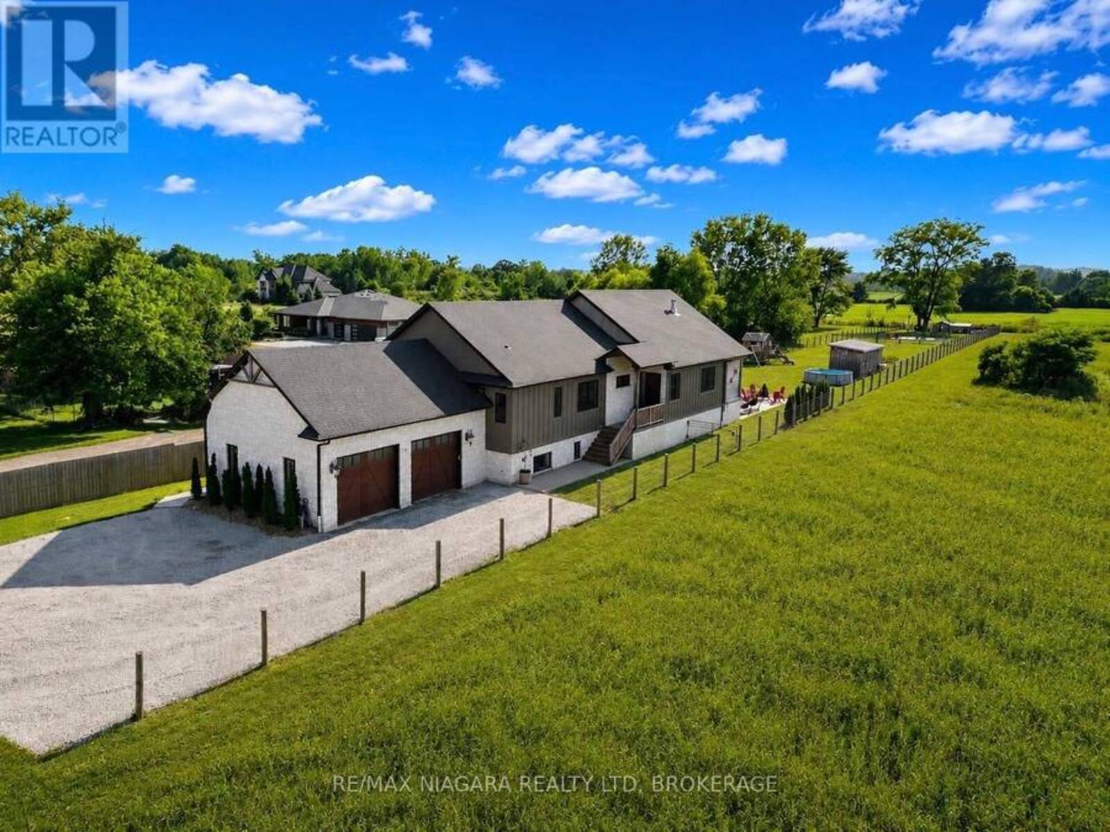 1519 MERRITTVILLE, Thorold, Ontario L3B 5N5