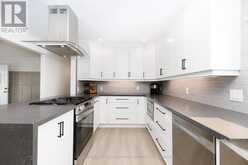 77 BALMORAL AVENUE | Welland Ontario | Slide Image Twelve