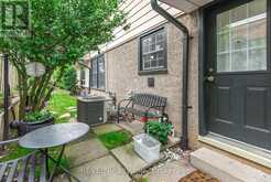 113 ST. PAUL CRESCENT | St. Catharines Ontario | Slide Image Thirty-one
