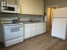 36 SANFORD STREET | Barrie Ontario | Slide Image Thirteen