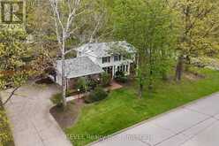 19 WOODINGTON CRESCENT | St. Catharines Ontario | Slide Image Forty