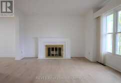 19 WOODINGTON CRESCENT | St. Catharines Ontario | Slide Image Six