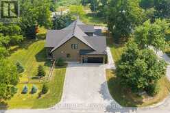 3001 OZARK TRAIL | Fort Erie Ontario | Slide Image Four