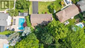 7190 WATERLOO DRIVE | Niagara Falls Ontario | Slide Image Forty-seven