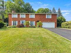 7190 WATERLOO DRIVE Niagara Falls Ontario, L2J 1E2