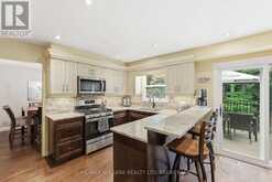 9 BEECHNUT COURT | Fonthill Ontario | Slide Image Twelve