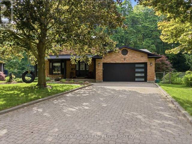 9 BEECHNUT COURT Fonthill Ontario, L0S 1E2 - 3 Bedrooms Home For Sale