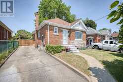 6477 BARKER STREET | Niagara Falls Ontario | Slide Image Three