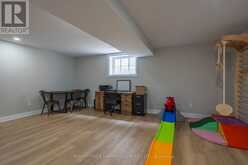 28 HARVARD COURT | Welland Ontario | Slide Image Seventeen