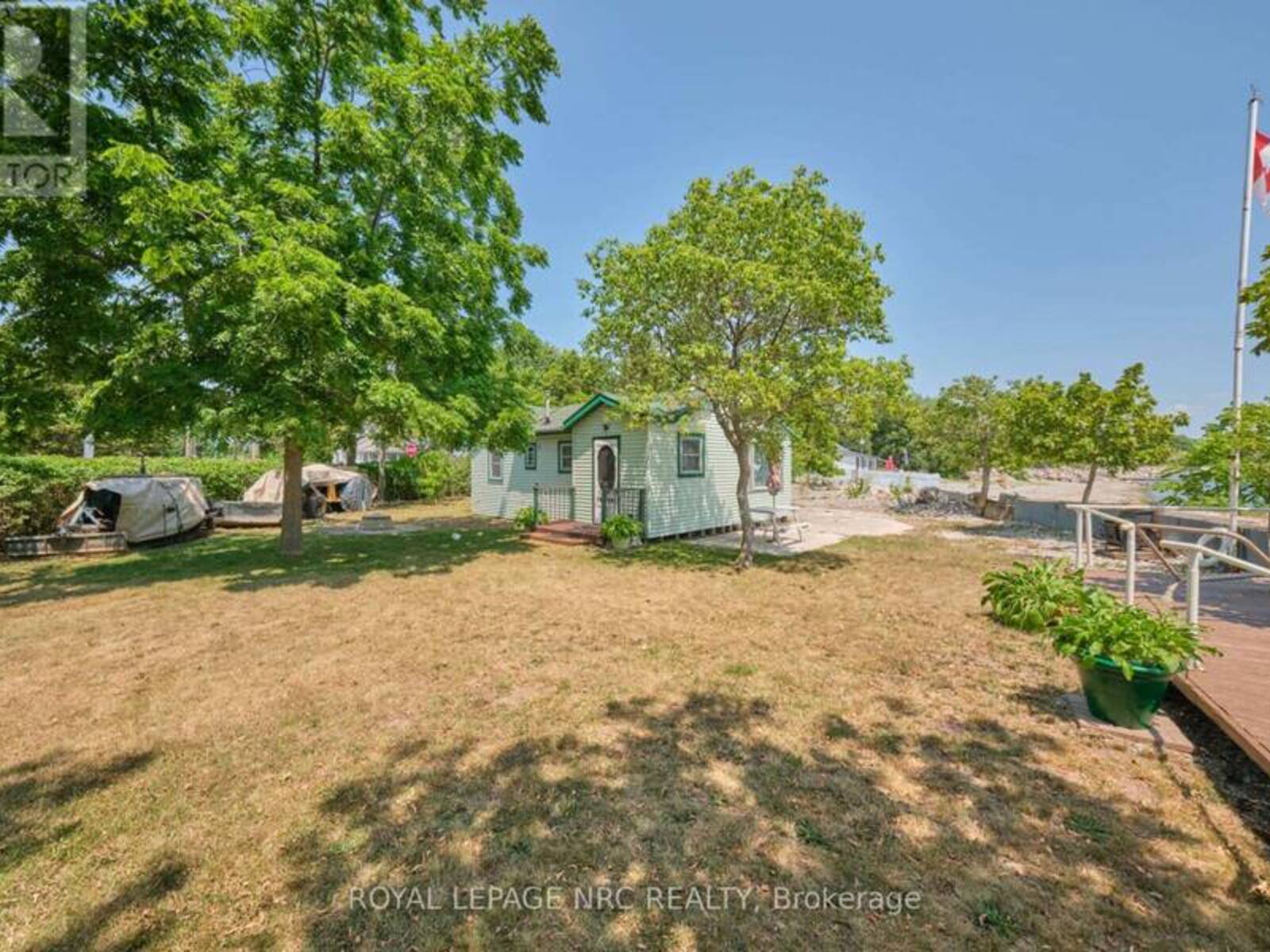 5 MOHAWK POINT ROAD, Lowbanks, Ontario N0A 1K0