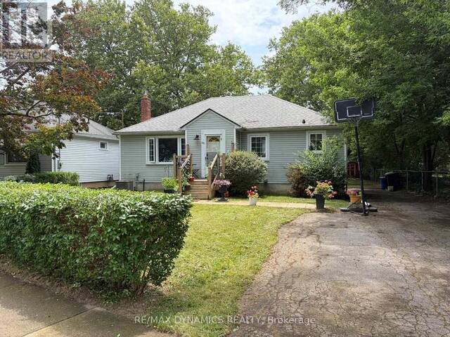 26 BEAMER AVENUE St. Catharines Ontario, L2M 2L3 - 5 Bedrooms Home For Sale