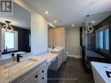 25 ELVIRA WAY | Thorold Ontario | Slide Image Nine