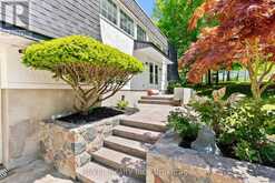 196 WARNER ROAD | Niagara-on-the-Lake Ontario | Slide Image Eight