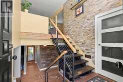 196 WARNER ROAD | Niagara-on-the-Lake Ontario | Slide Image Nine