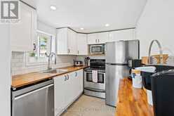105 LIGHTHOUSE DRIVE | Dunnville Ontario | Slide Image Six