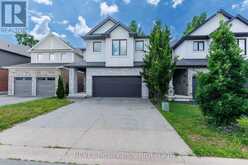 7230 LIONSHEAD AVENUE | Niagara Falls Ontario | Slide Image Three
